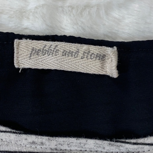 *Pebble & Stone Pullover Stripe Top Gray Black Small Side Tie Sheer Trim Casual - Picture 2 of 8